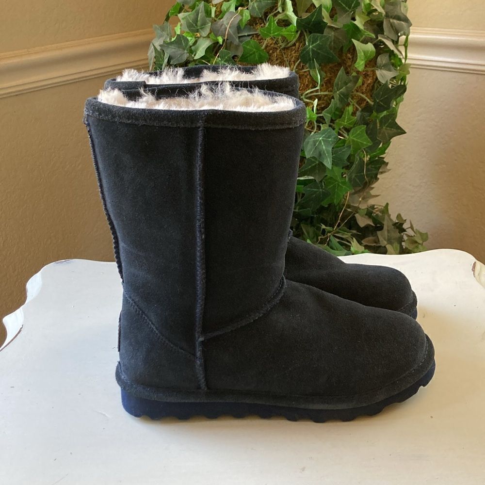 BearPaw Elle Short Blue Suede Pull On Women’s Boots Size 6